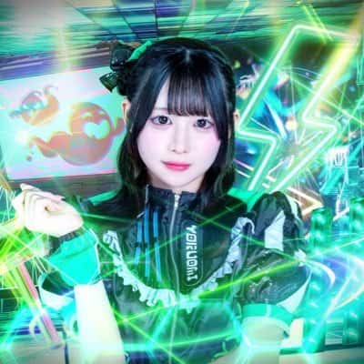 夜行性アミューズ【よるあみ】メンバー愛用カラコンまとめ|ブランド・カラー完全ガイド 紬希なこ(緑色)