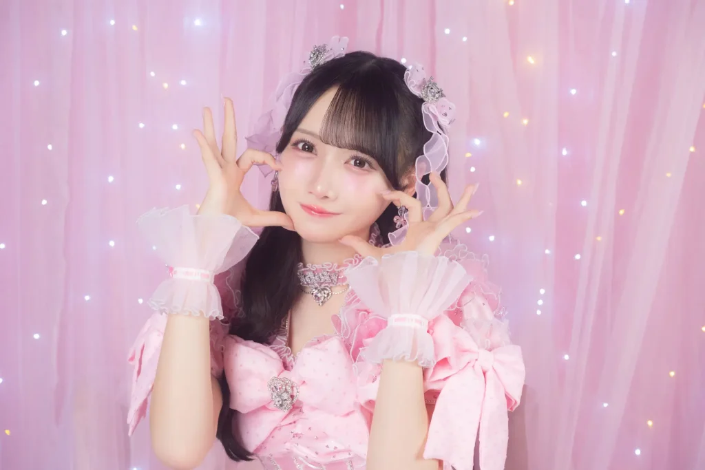 【速報】≠ME鈴木瞳美さんイメモ✨新カラコンブランド『idoly(アイドリー)』が12/26(金)に発売決定!永遠推し確定の「無敵可愛いアイドルeye」をGETせよ♡